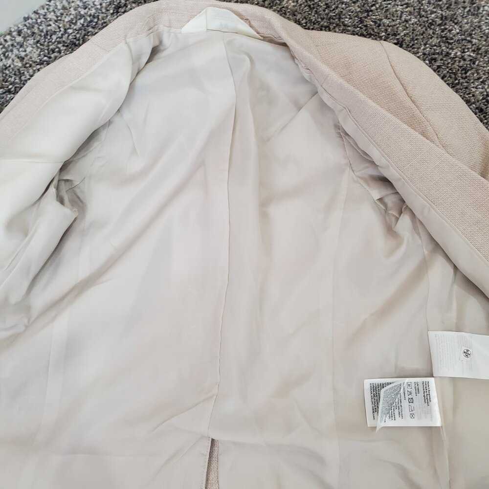 Boys Coat Pant Set Size 5T Like New - Picture 7 of 12